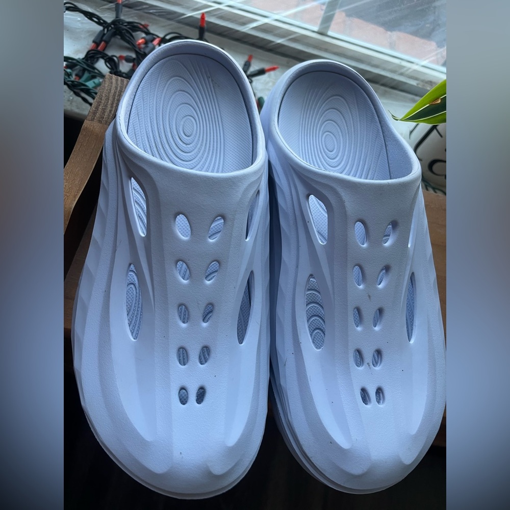 Hoka Ora Recovery Mule